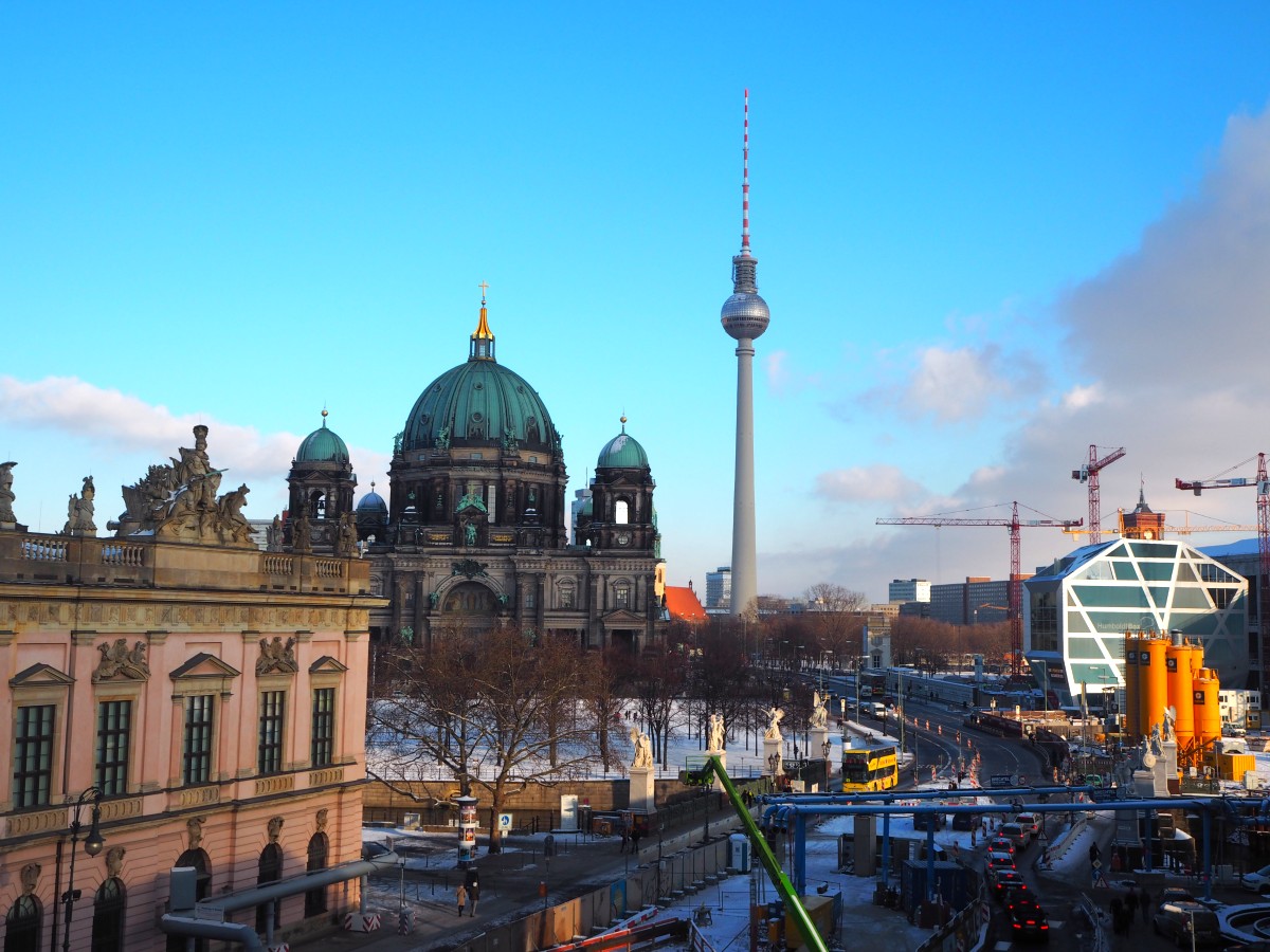 Winter in Berlin Dom Fernsehturm
