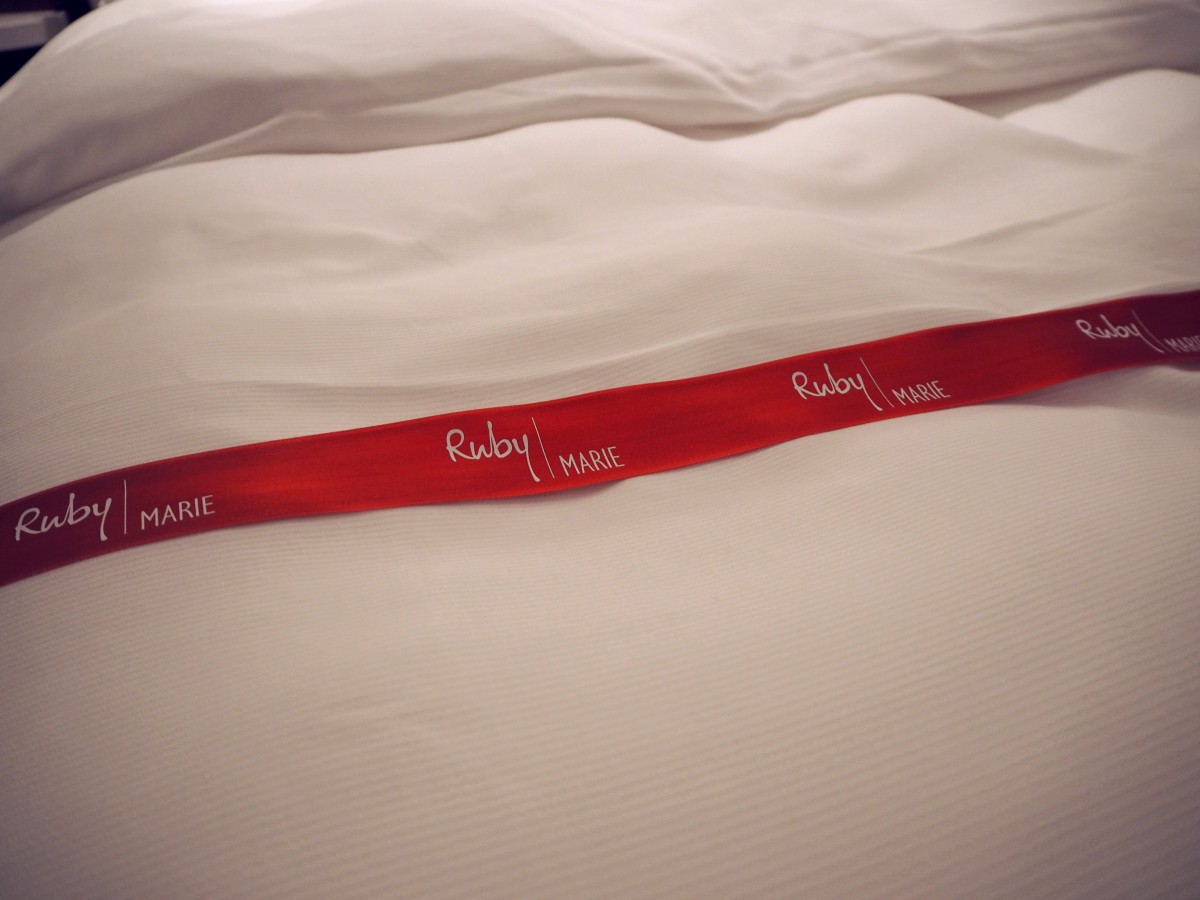 Bett im Ruby Marie